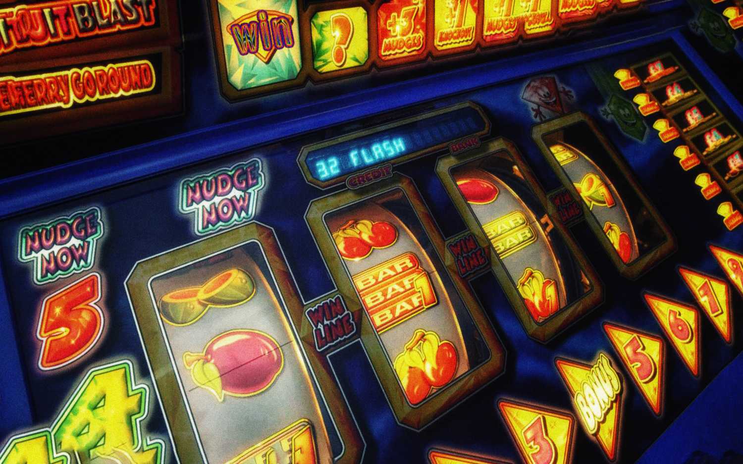 Онлайн игры слоты автоматы казино вулкан какое настоящее