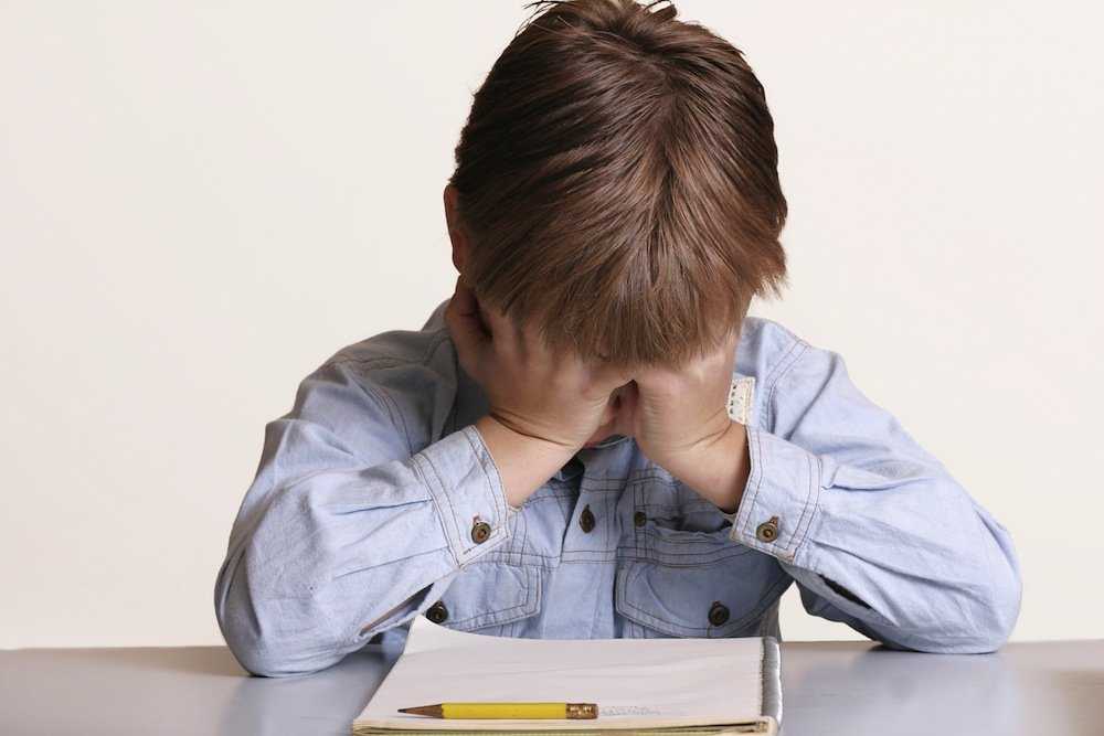 10 способов помочь ребенку справиться со стрессом - блог iqклуба